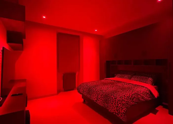 A Dolce Casa Romana Lux Jacuzzi Metro A 2 Min * Rom