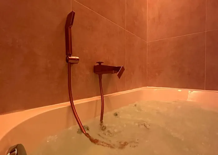 Apartment A Dolce Casa Romana Lux Jacuzzi Metro A 2 Min Rom