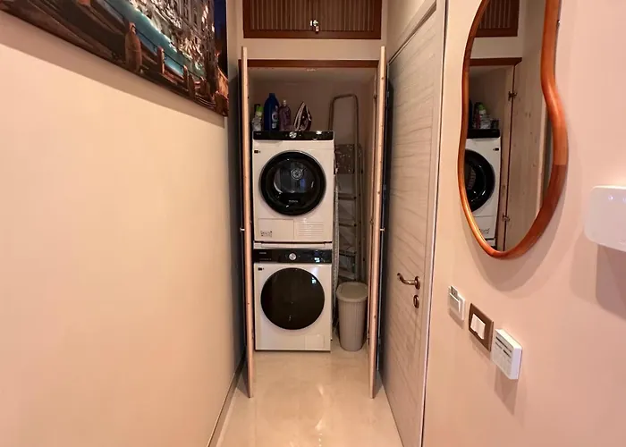 A Dolce Casa Romana Lux Jacuzzi Metro A 2 Min Apartment