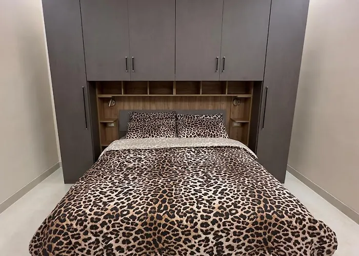 A Dolce Casa Romana Lux Jacuzzi Metro A 2 Min Apartment Rom