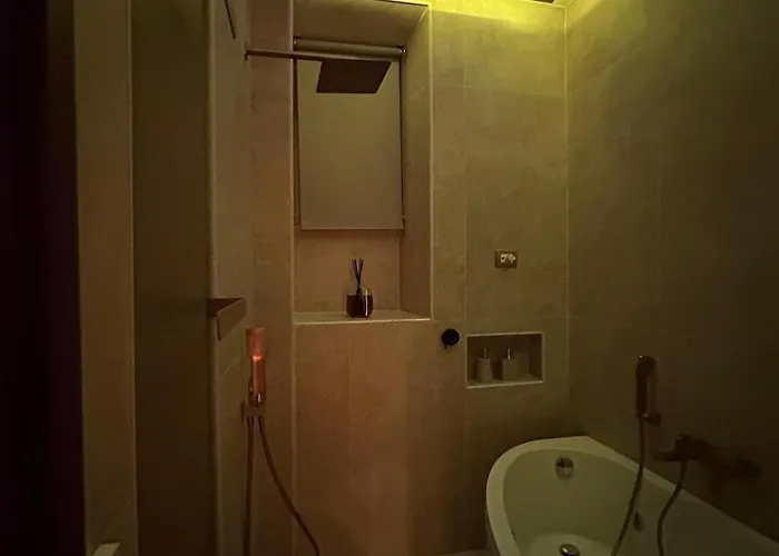 A Dolce Casa Romana Lux Jacuzzi Metro A 2 Min Apartment Rom