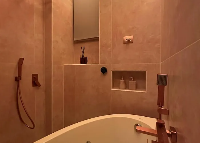 Apartment A Dolce Casa Romana Lux Jacuzzi Metro A 2 Min Rom
