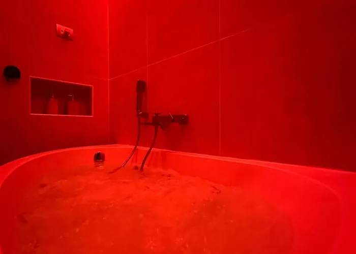 A Dolce Casa Romana Lux Jacuzzi Metro A 2 Min *